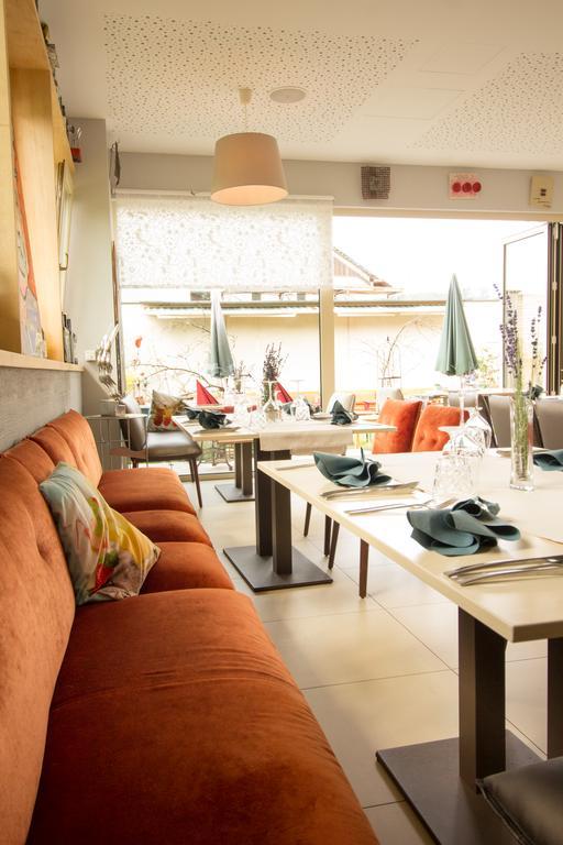 Hatzendorf Malerwinkl Restaurant + Kunsthotel מראה חיצוני תמונה