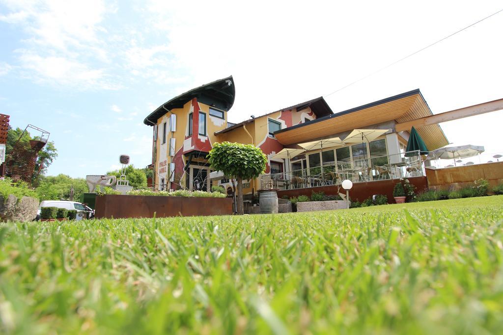 Hatzendorf Malerwinkl Restaurant + Kunsthotel מראה חיצוני תמונה